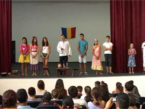 Piesa de teatr la Gaujani