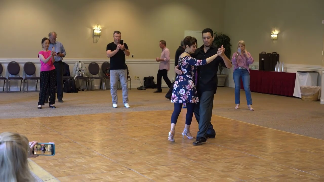 Tango Class with Miriam Larici & Leonardo Barrionuevo: Media Luna & Molinete, mastering Giros.