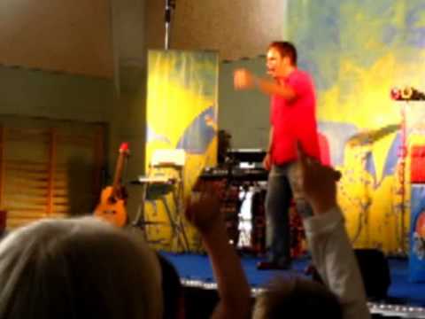 Miteinander wunderbar! Kindershow mit Daniel Kallauch in Dahme