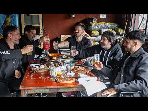 Des-Orden - Todo Viene Bien Para Escabiar (feat. Mosca) 2 minutos - Video Oficial 