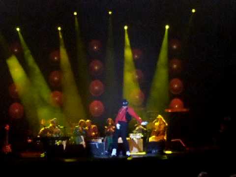 Mangoni as Michael Jackson