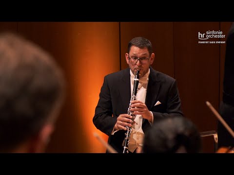 Stage@Seven: Mozart: Clarinet Concerto – Jochen Tschabrun / Alondra de la Parra