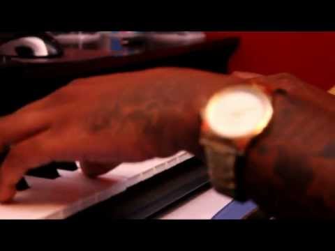 2Nyce a.k.a MoneyNyce In Studio Part.1