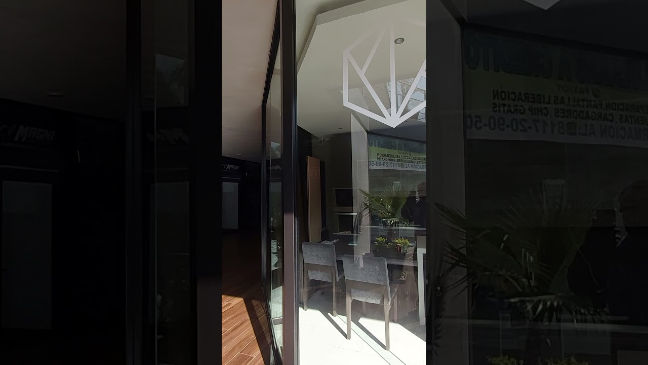 Local en Venta en Cumbres 2 Sector