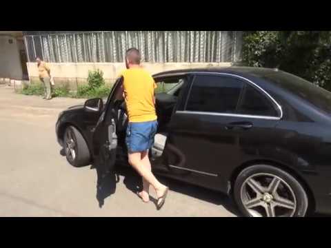 Știre Etv/17.05.2017 – MIJLOCUL STRĂZII, LOC DE PARCARE