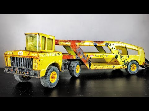 Very old rusted Car transporter Truck can drive again - Restoration Tonka Mighty