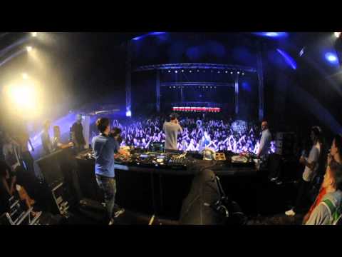Netsky & Michael Schack live - Laundry Day 2011 [HD]