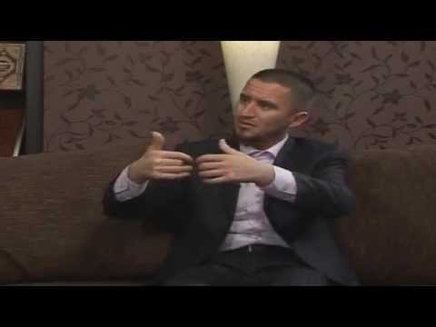 01 - Duke kërkuar përgjigjen - Ahmed Kalaja