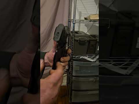 the browning hi power is compatible with 1911 holsters