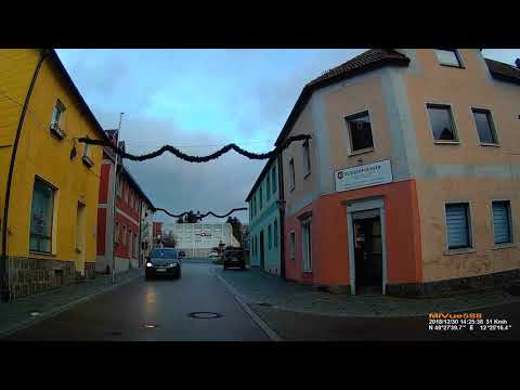 D: Stadt Oberviechtach. Landkreis Schwandorf. Rundfahrt durch die Stadtmitte. Dezember 2018