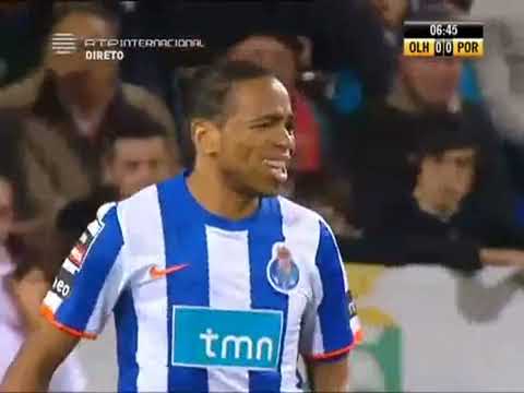 Futebol: Liga ZON-Sagres 2010/2011 - Olhanense vs F.C. Porto