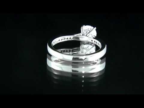 SD007 0.80 Carat Round Cut Side Stone Diamond Engagement Ring