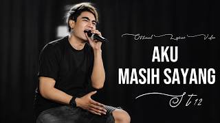 Download lagu ST12 - Aku Masih Sayang [ Lirik ] mp3