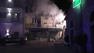 abitazione-in-fiamme-tragedia-sfiorata-nel-giorno-di-natale