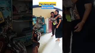 Download lagu habis dinas malam maunya sarapan di kasur aja ah #kocakabis #satpamviral #shorts mp3 Download lagu habis dinas malam maunya sarapan di kasur aja ah #kocakabis #satpamviral #shorts mp3