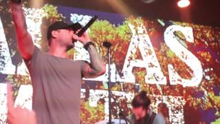 Dallas Smith performs &quot;Cheap Seats&quot; LIVE in San Diego | Moonshine Flats