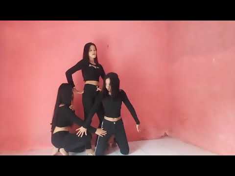 SILVI WULANDARI _Dance cover HANN (alone)