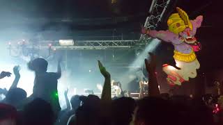 Claptone plays "Purple Disco Machine - Drumatic" @ at Zef 30.10.16