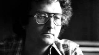 Randy Newman       You can&#39;t fool the fat man.