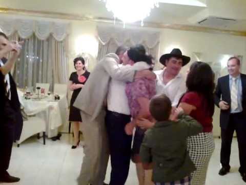 Nunta Laurentiu si Octaviana - traditii Tamboiesti 1