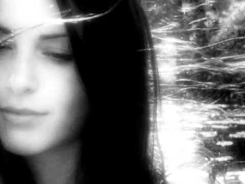 Aleah - Vapour - (with lyrics)