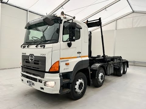 MX07 EPE - Hino 700 3241 8x4 Day Cab Hookloader | Law Truck Centre UK