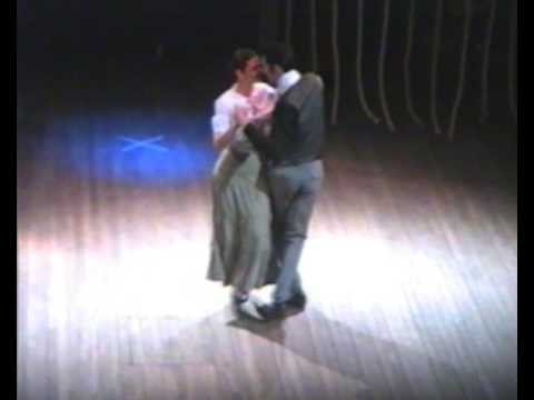  Patricia Segovia  and  Gustavo Ameri  are  dancing  to  the  milonga  "  La Punalada  "