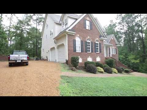 $90K BELOW Assessment !  5BR, 4 1/2 Bath, 3 Levels  ++ONLY $356K++