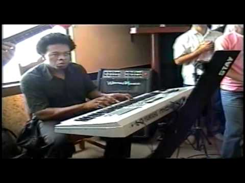 PRA LOUVAR RAIZ CORAL.