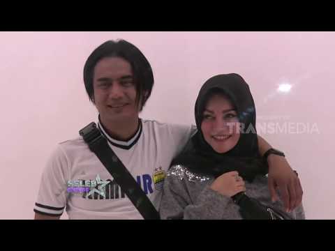 Batal Cerai, Charly dan Regina Keliling Eropa