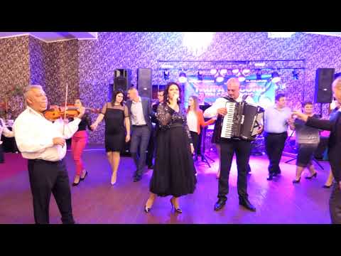 NICOLETA VASILE SI TRUPA RECORD IONICA RADU - COLAJ PETRECERE (Taierea motului Mihnea Andrei RADU)