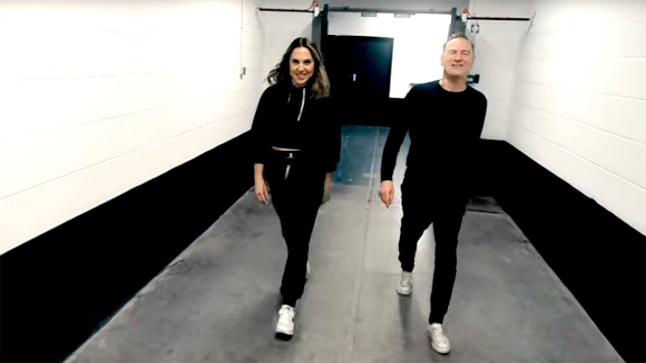 Bryan Adams and Melanie C - When You're Gone