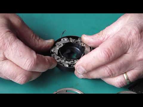 Servicing the shutter from a Futura P film camera part 01