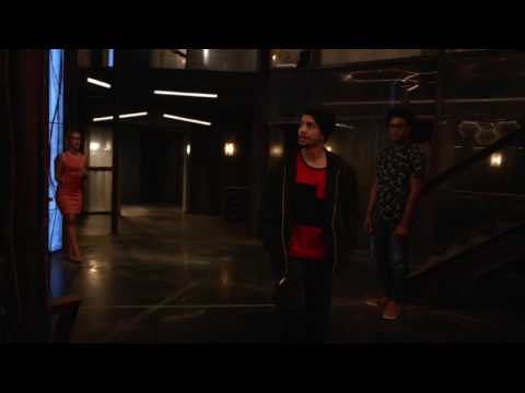 Arrow: S5E2 - Training The Recruits / Russia Flashback #1