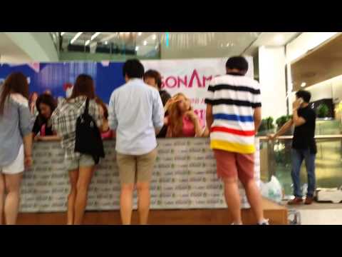 150808 SONAMOO fansign fancam 8 Minjae wink