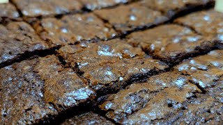 These Dark Chocolate Fudge BROWNIES have the best crispy edges & chewy center | EASY Brownies Recipe