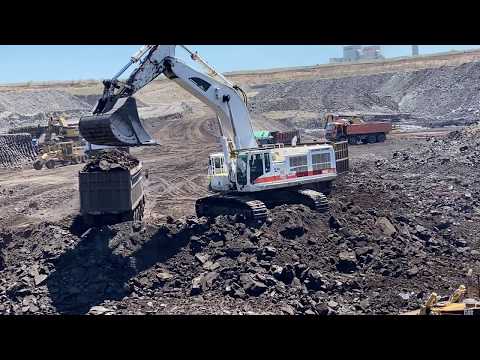 Caterpillar 385C Excavator Loading Coal On Trucks - Interkat SA