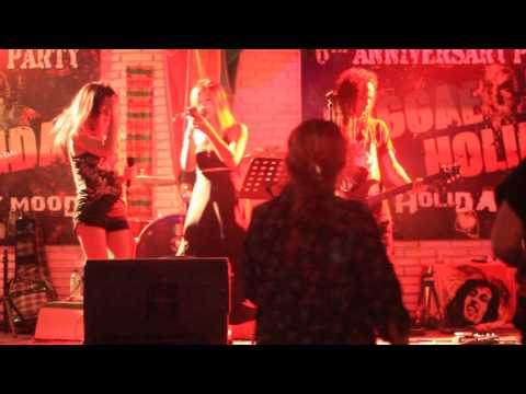 Amed Bali Live Music (Grow Like A Seed) Tika Pagraky - Valentine 14-02-2017