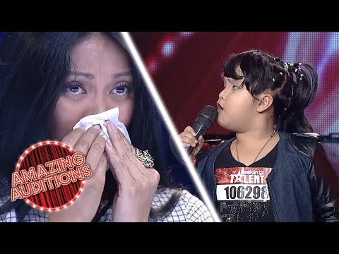 AMAZING 8-Year-Old That Was Born Blind Sings Beyonce's 'Listen' | Amazing Auditions