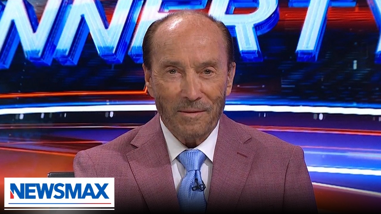 Lee Greenwood: Nothing political in my song