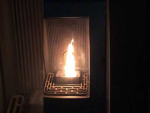 Umstellung von Scheitholzofen auf Pelletofen - Unser neuer Pelletofen MCZ "Tecla" 6 KW