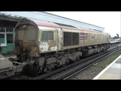 66721 & 730 (3W92 Tonbridge-Tonbridge) @ Barnham - 26/10/17