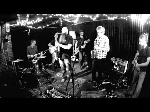 The Raucoustra - Live at The Wheaty for COMA