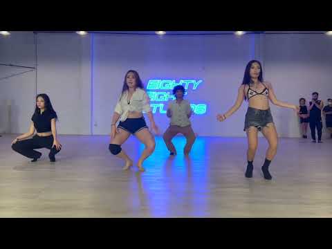 Gravity Balmain Jacobs - 24k (Tkay Maidza) - Vogue Fem Choreo