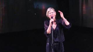 Dido &quot;White Flag&quot; - Live @ Olympia, Paris - 21/05/2019 [HD]