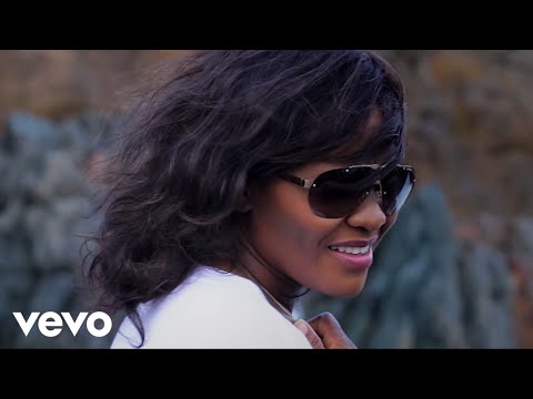 Tanya Stephens - Pon Di Side