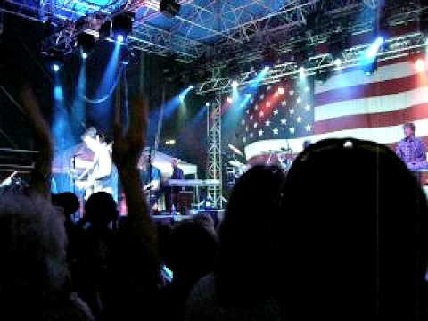 Chicago  25 or 6 to 4      6-27-2009