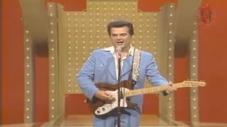 Conway Twitty - Rollin&#39; in my Sweet Baby&#39;s Arms 1974