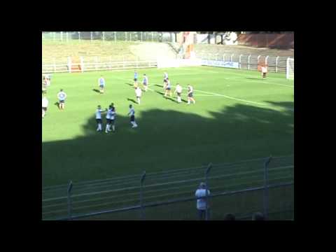 Michel Anthony erzielt das 1:0 gegen den 1. FC Mönchengladbach