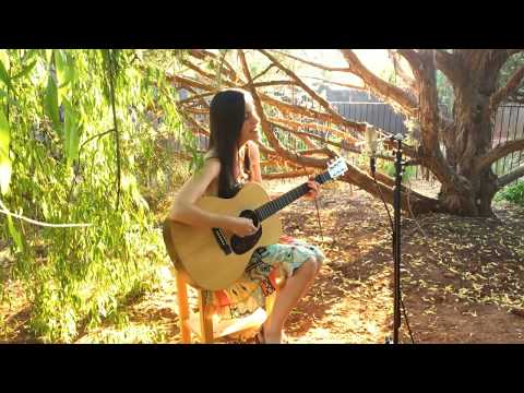 Auni - "Country Lane" (Outdoor Sessions)